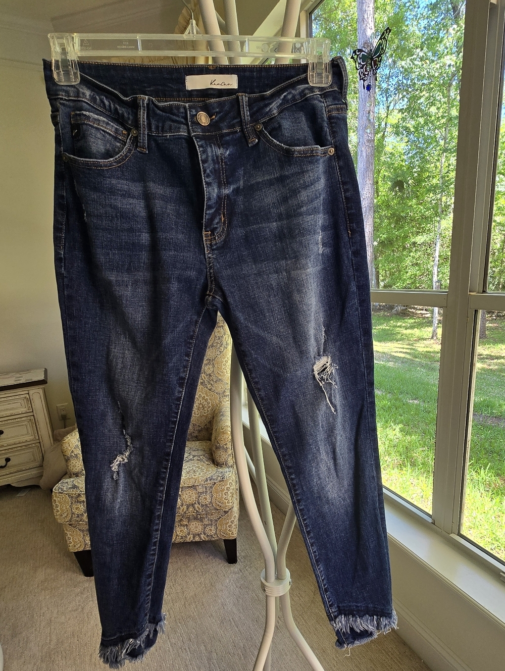 KanCan Dark Blue Distressed Ankle Jeans